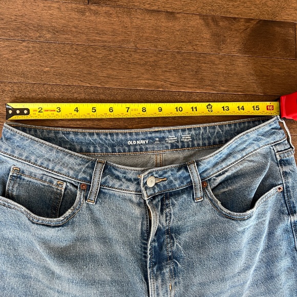 Size 12 long Old Navy OG straight jeans - Picture 3 of 5